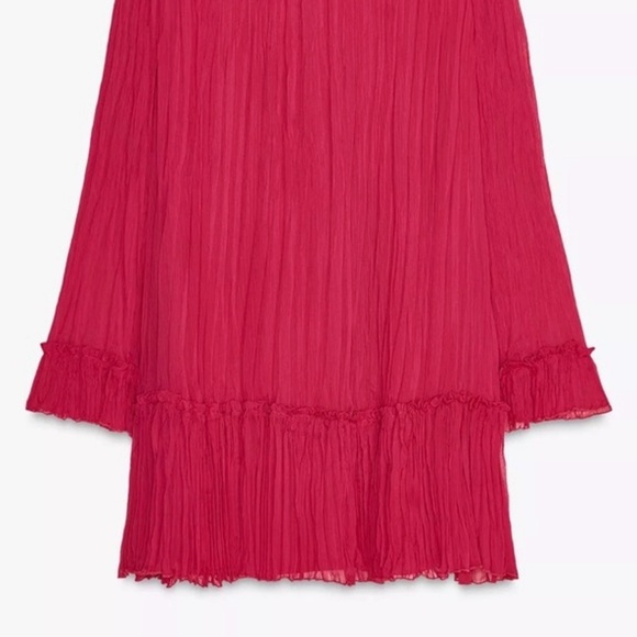 Chic Red Ruffled Dress - Picture 5 of 8